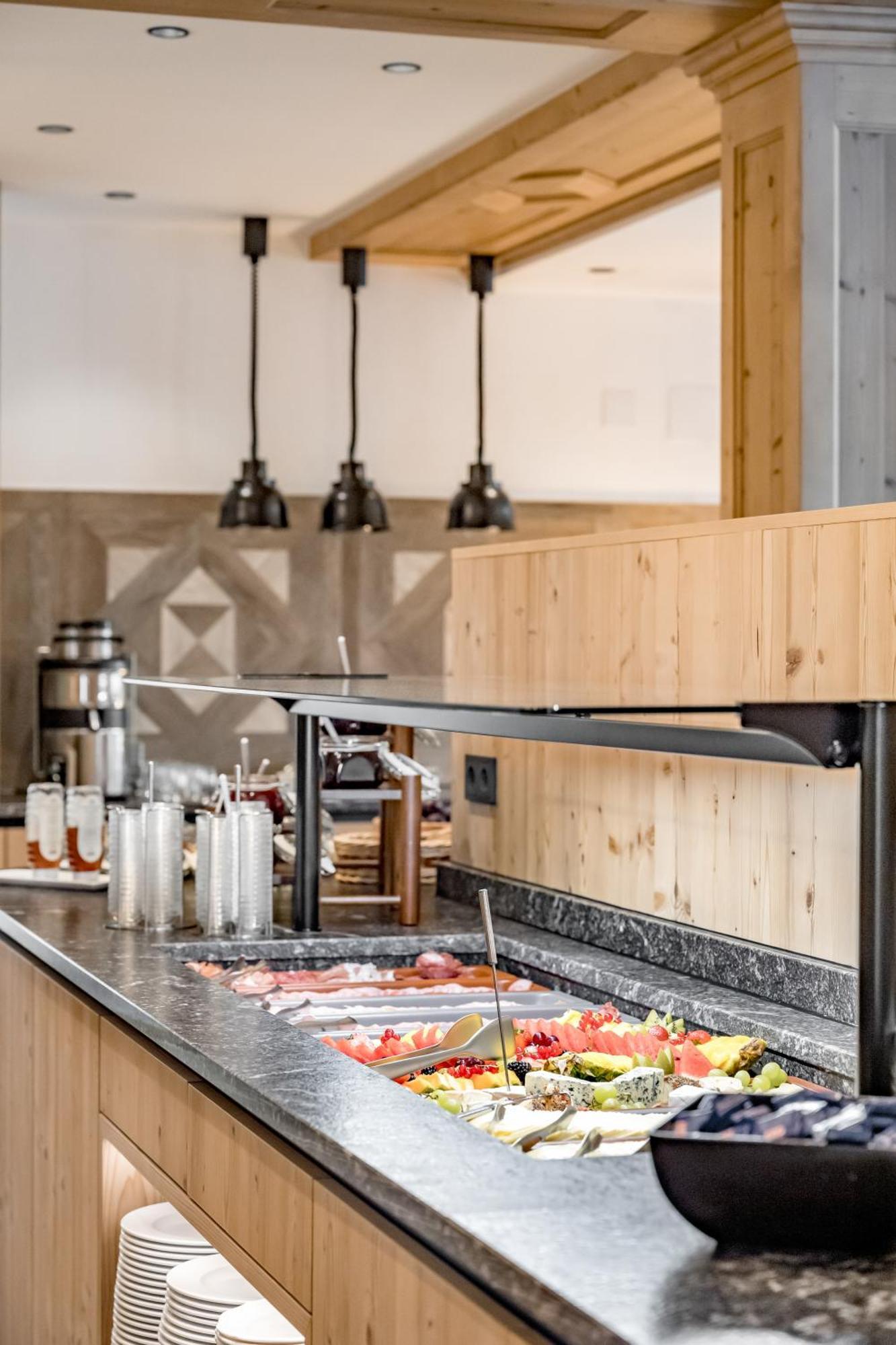 Alpenromantik-Hotel Wirlerhof Galtür Екстериор снимка